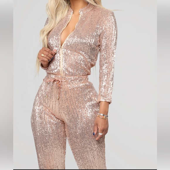 Rose gold sequins jumpsuit - Picture 4 of 7